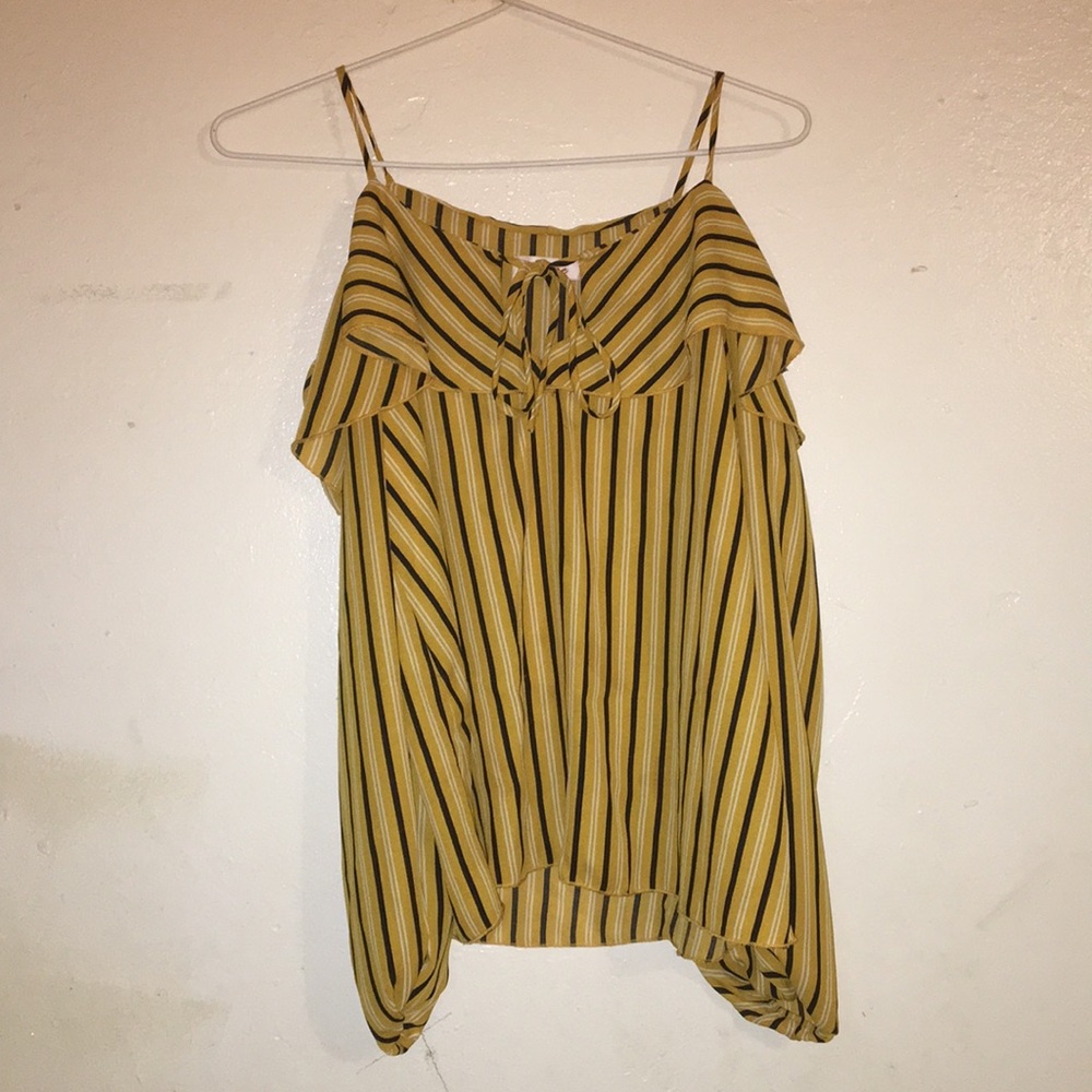 Off shoulder long sleeve with straps